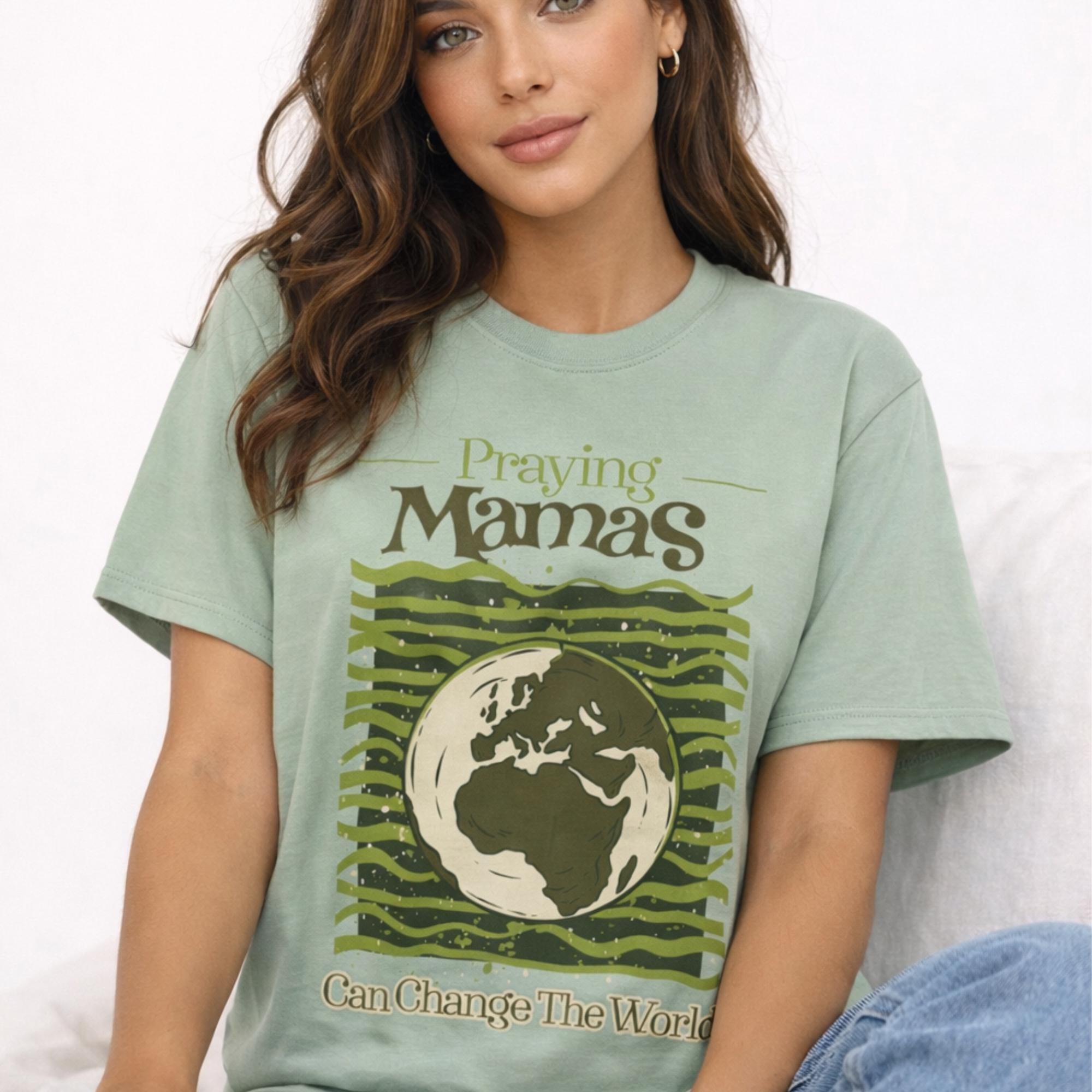 Praying Mamas Faithful Tee